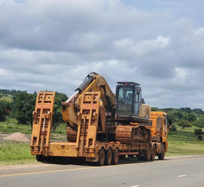 Tansportation Excavator